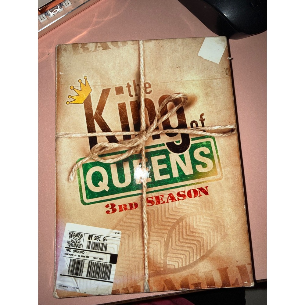 The King of Queens 3rd Season DVD 3-Disc Set Sitcom Kevin James Leah Remini 2005